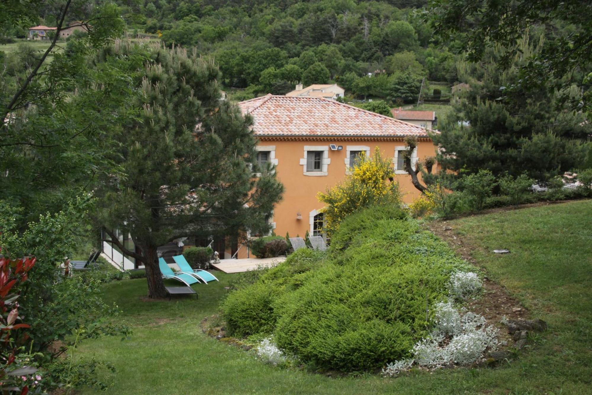 Bed and Breakfast La Bastide De Fontaille Сен-Фелісьян Екстер'єр фото